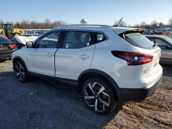 JN1BJ1CW4MW443463 2021 NISSAN ROGUE - Image 2