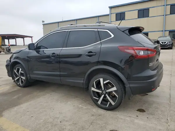 JN1BJ1CW4MW667543 2021 NISSAN ROGUE - Image 2