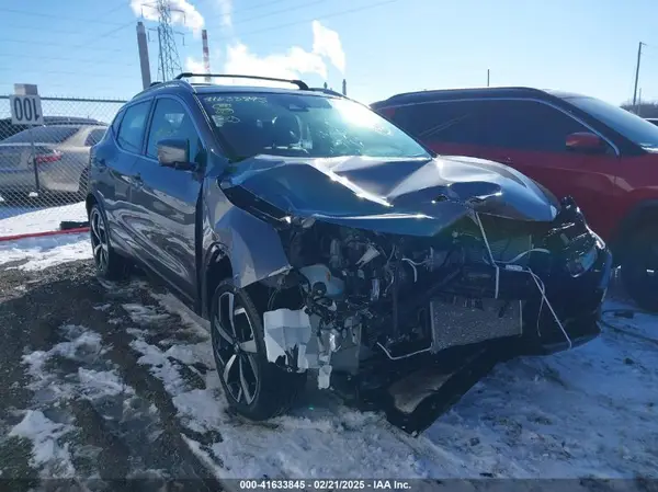 JN1BJ1CW4NW487609 2022 NISSAN ROGUE - Image 1
