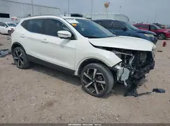 JN1BJ1CW4NW492552 2022 NISSAN ROGUE