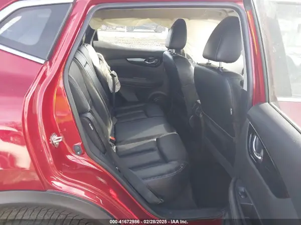 JN1BJ1CW4NW493331 2022 NISSAN ROGUE - Image 8