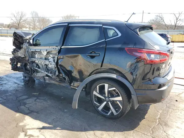 JN1BJ1CW4NW494916 2022 NISSAN ROGUE - Image 2