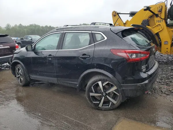 JN1BJ1CW4NW498397 2022 NISSAN ROGUE - Image 2