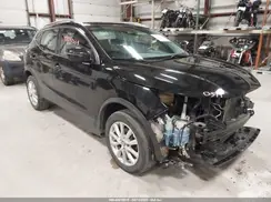 JN1BJ1CW5LW371087 2020 NISSAN ROGUE