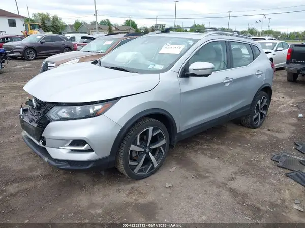 JN1BJ1CW5LW373325 2020 NISSAN ROGUE - Image 2