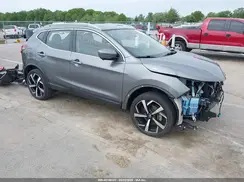 JN1BJ1CW5LW641418 2020 NISSAN ROGUE