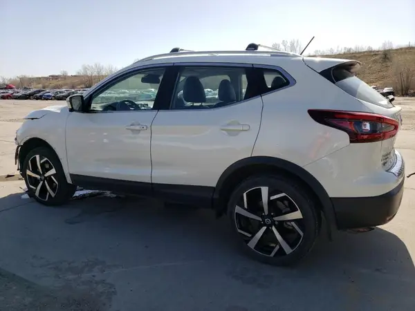 JN1BJ1CW5NW497792 2022 NISSAN ROGUE - Image 2
