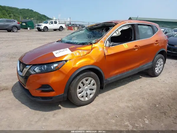 JN1BJ1CW7LW379885 2020 NISSAN ROGUE - Image 2