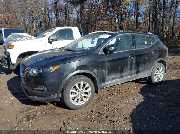 JN1BJ1CW7LW645888 2020 NISSAN ROGUE - Image 2