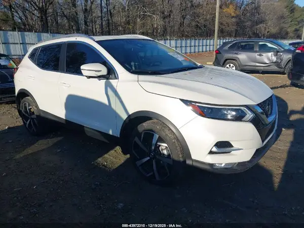 JN1BJ1CW7NW498457 2022 NISSAN ROGUE - Image 1