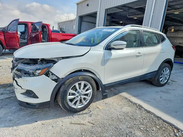 JN1BJ1CW8LW370404 2020 NISSAN ROGUE - Image 1