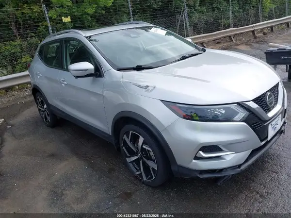 JN1BJ1CW8LW388191 2020 NISSAN ROGUE - Image 1