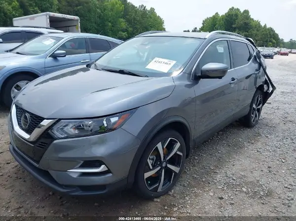 JN1BJ1CW8NW489945 2022 NISSAN ROGUE - Image 2