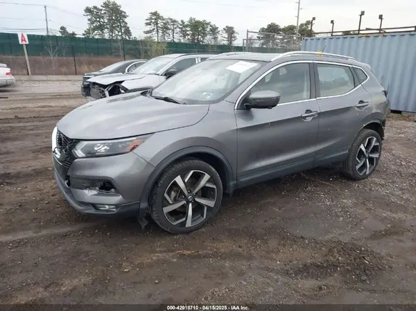 JN1BJ1CW9LW387356 2020 NISSAN ROGUE - Image 2