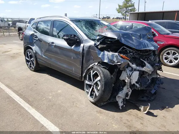 JN1BJ1CW9NW497889 2022 NISSAN ROGUE - Image 1