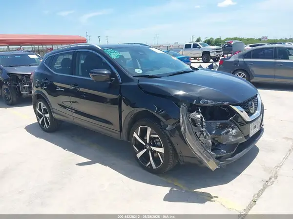 JN1BJ1CWXNW484438 2022 NISSAN ROGUE - Image 1