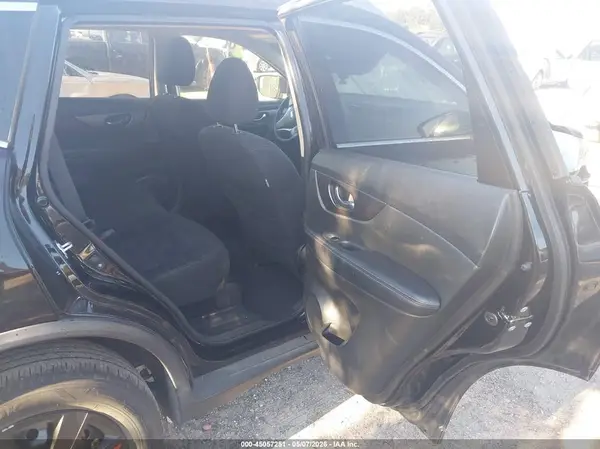 JN8AT2MT0GW004685 2016 NISSAN ROGUE - Image 8