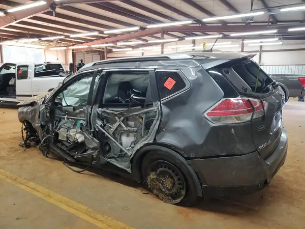 JN8AT2MT0GW005397 2016 NISSAN ROGUE - Image 2