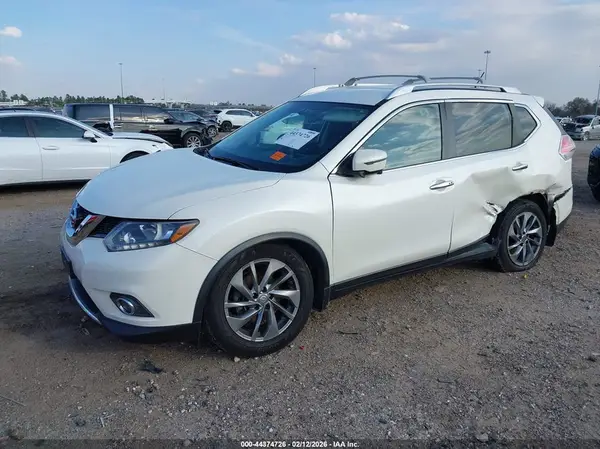 JN8AT2MT0GW008221 2016 NISSAN ROGUE - Image 2