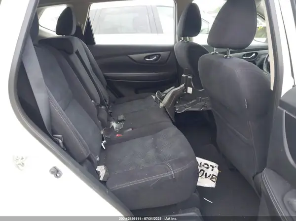 JN8AT2MT0GW008557 2016 NISSAN ROGUE - Image 8