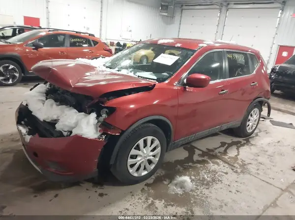 JN8AT2MT0GW008655 2016 NISSAN ROGUE - Image 2