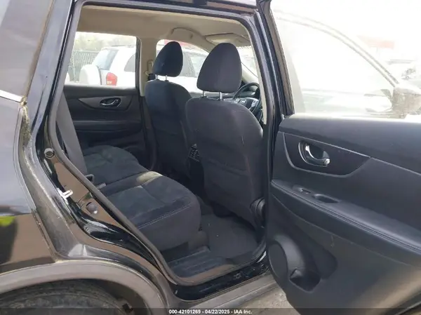 JN8AT2MT0GW011152 2016 NISSAN ROGUE - Image 8