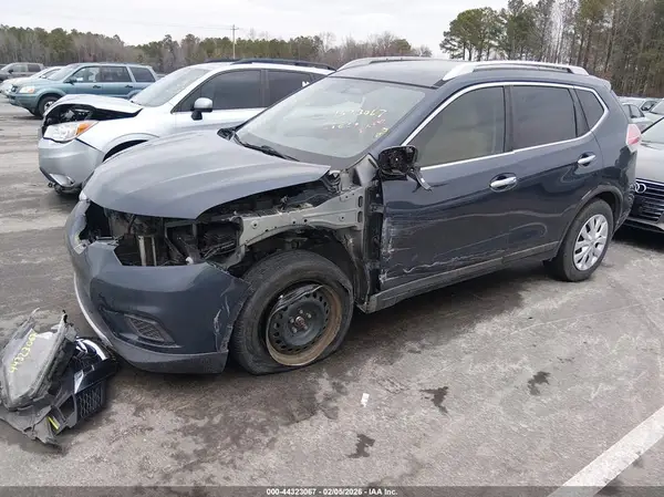 JN8AT2MT0GW015010 2016 NISSAN ROGUE - Image 2