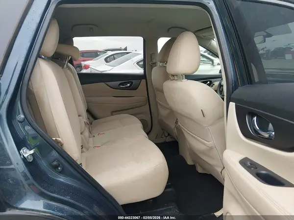 JN8AT2MT0GW015010 2016 NISSAN ROGUE - Image 8