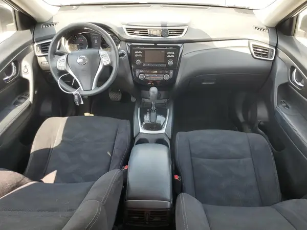 JN8AT2MT0GW018666 2016 NISSAN ROGUE - Image 8