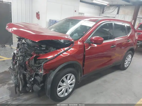 JN8AT2MT0GW020501 2016 NISSAN ROGUE - Image 2