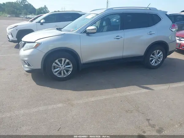 JN8AT2MT0GW024872 2016 NISSAN ROGUE - Image 2