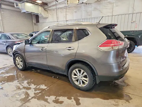 JN8AT2MT0GW025018 2016 NISSAN ROGUE - Image 2