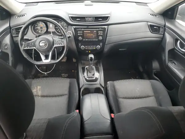 JN8AT2MT0HW131065 2017 NISSAN ROGUE - Image 8
