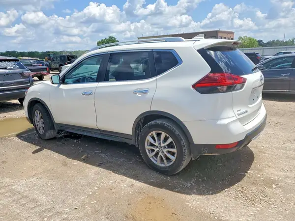 JN8AT2MT0HW145094 2017 NISSAN ROGUE - Image 2