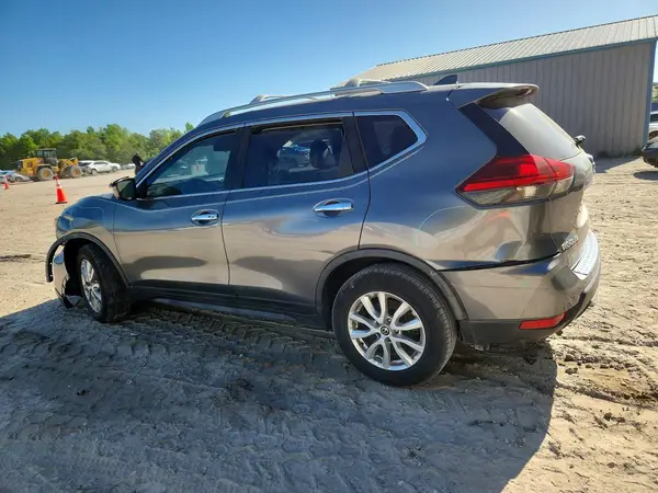 JN8AT2MT0HW146648 2017 NISSAN ROGUE - Image 2