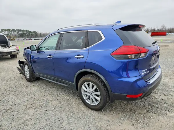 JN8AT2MT0HW148142 2017 NISSAN ROGUE - Image 2