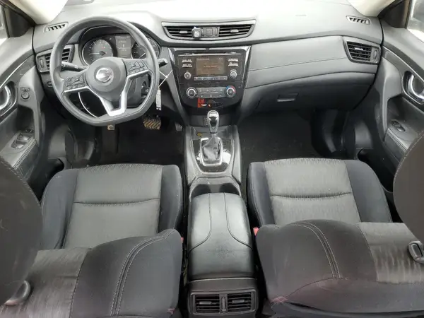 JN8AT2MT0HW149050 2017 NISSAN ROGUE - Image 8