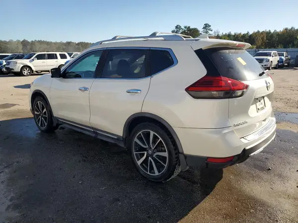 JN8AT2MT0HW149159 2017 NISSAN ROGUE - Image 2