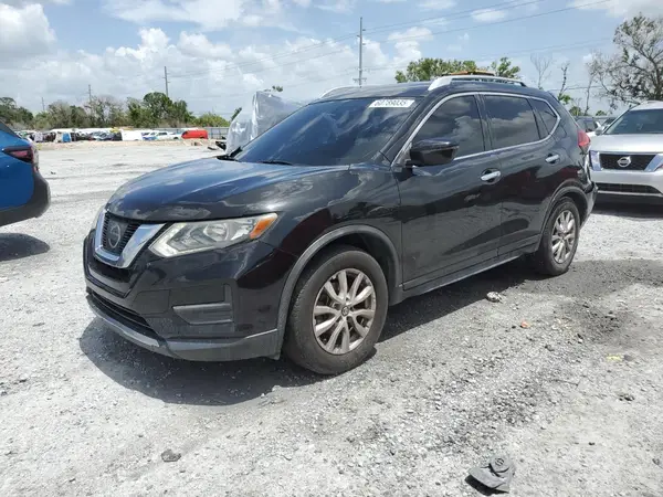 JN8AT2MT0HW152076 2017 NISSAN ROGUE - Image 1