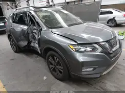 JN8AT2MT0HW152272 2017 NISSAN ROGUE