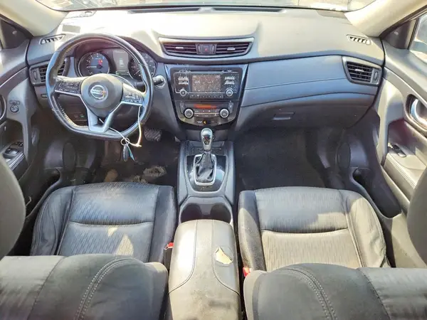 JN8AT2MT0HW152675 2017 NISSAN ROGUE - Image 8