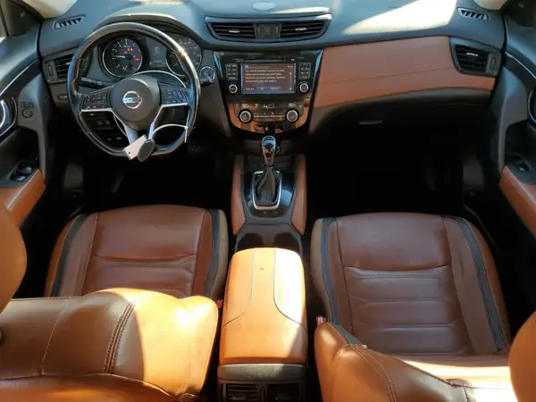 JN8AT2MT0HW152689 2017 NISSAN ROGUE - Image 8