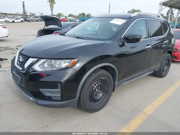 JN8AT2MT0HW382412 2017 NISSAN ROGUE - Image 2
