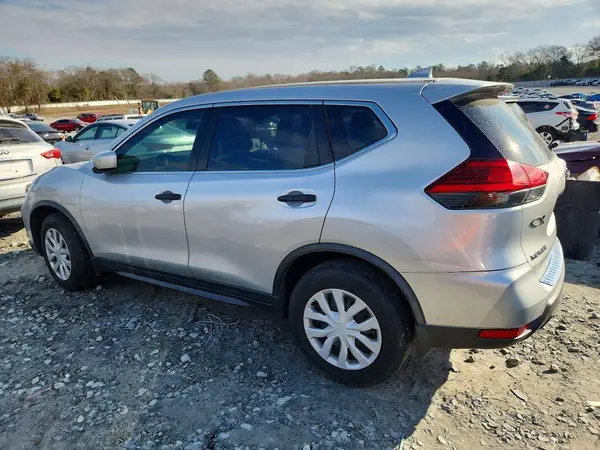 JN8AT2MT0HW382569 2017 NISSAN ROGUE - Image 2