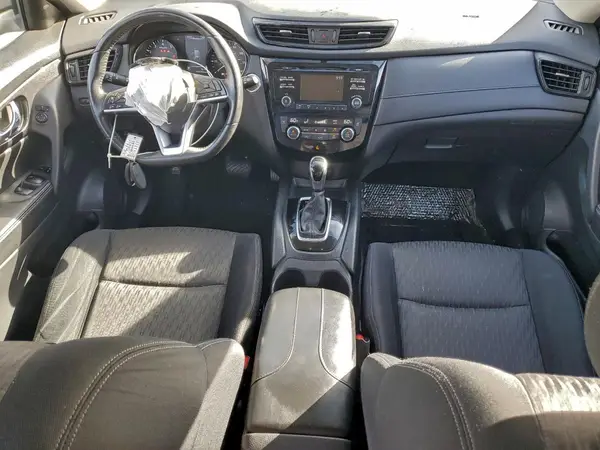 JN8AT2MT0HW383768 2017 NISSAN ROGUE - Image 8