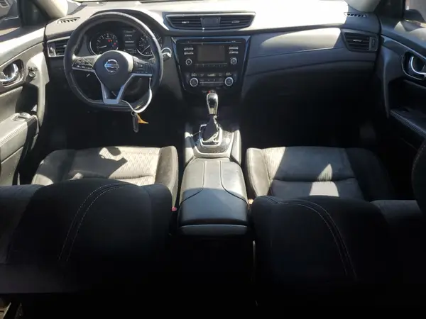 JN8AT2MT0HW386895 2017 NISSAN ROGUE - Image 8