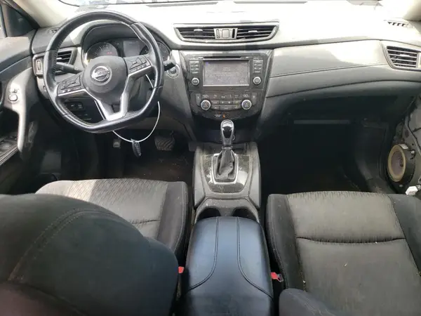 JN8AT2MT0HW392194 2017 NISSAN ROGUE - Image 8