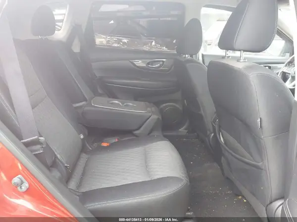 JN8AT2MT0HW393104 2017 NISSAN ROGUE - Image 8