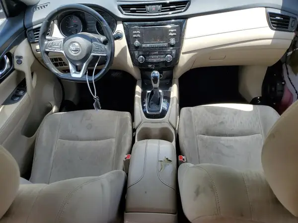 JN8AT2MT0HW393832 2017 NISSAN ROGUE - Image 8