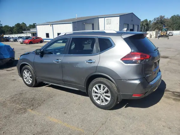 JN8AT2MT0HW394334 2017 NISSAN ROGUE - Image 2